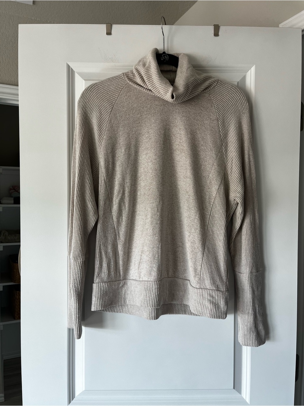 Evereve Cream Turtleneck Sweater